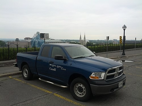 Department of Public Works and Government Services Act